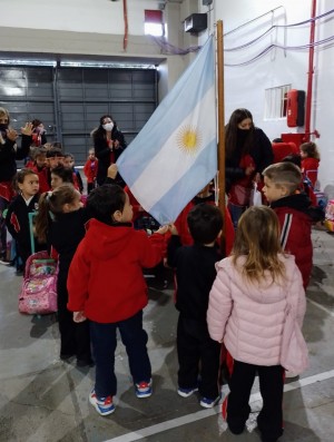 DÍA DE LA BANDERA JARDÍN